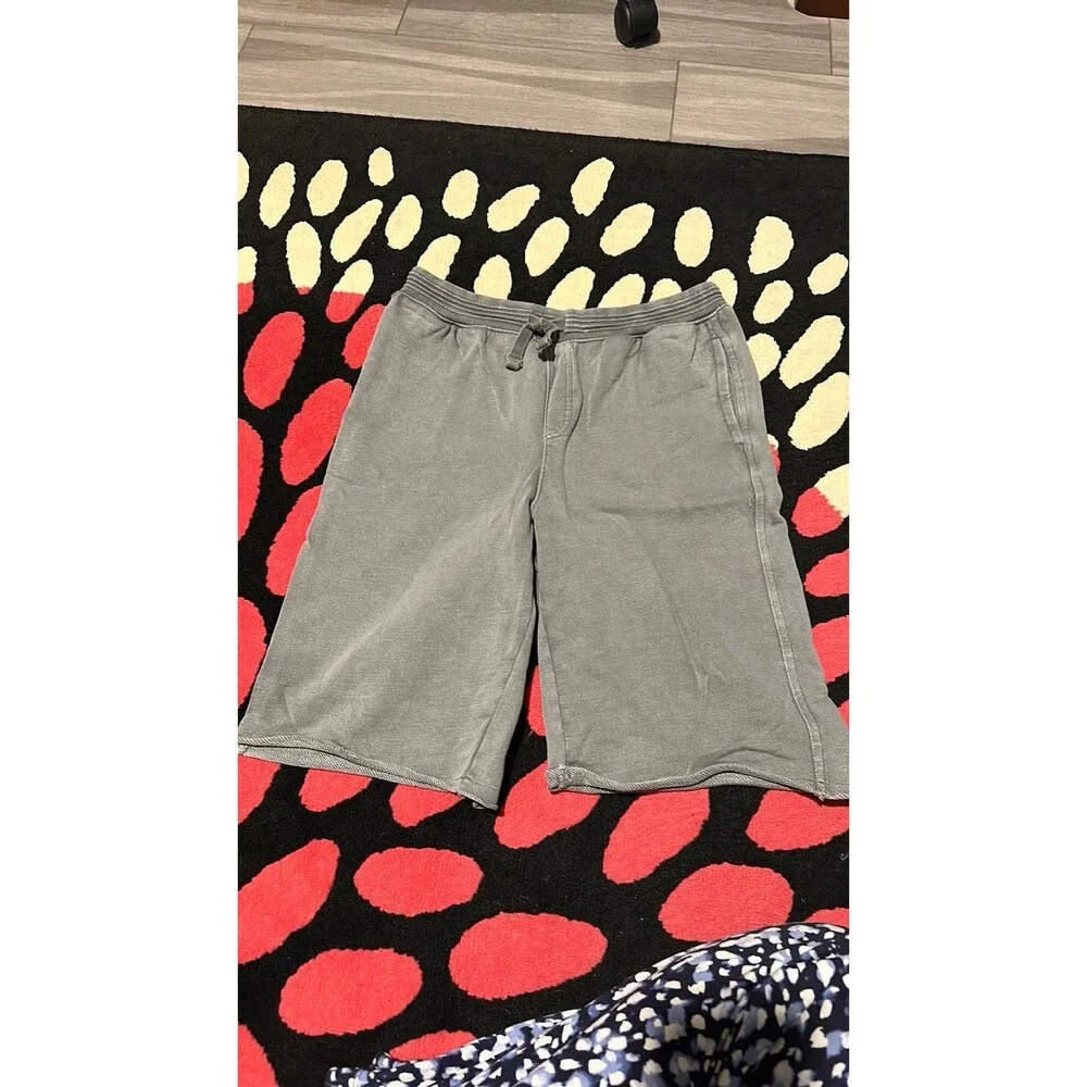 Like new Gymboree shorts with pockets and drawstring